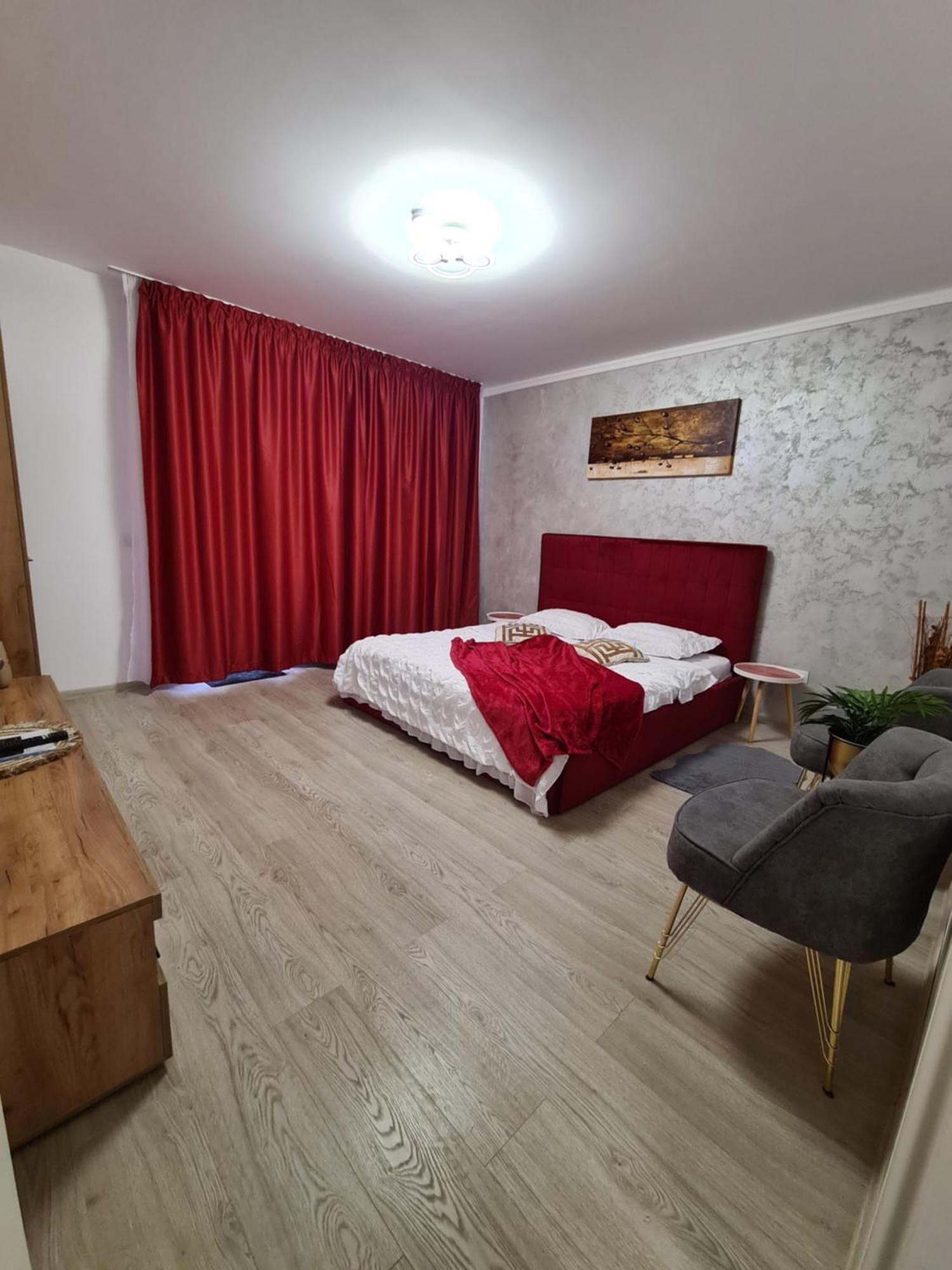 Studio Red Apartment Brasov Exterior photo